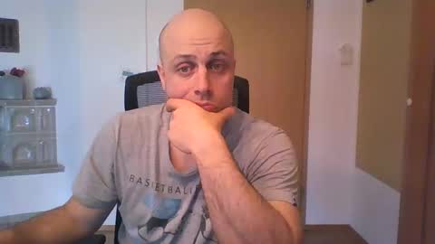 freddow online show from March 2025 12:28:01 PM