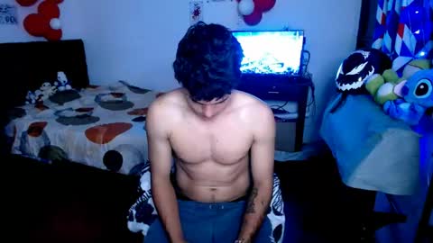 Snapshot of freddy_romans2 chatting on May 2026 10:33:02 AM freddy romans online show from May 2026 10:33:02 AM