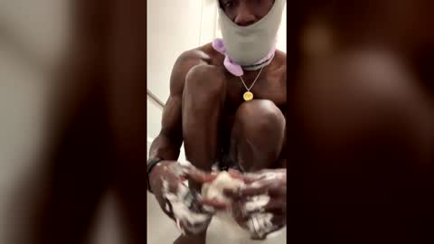 Snapshot of freddydufreak1 chatting on April 2026 05:08:02 AM freddydufreak1 online show from April 2026 05:08:02 AM