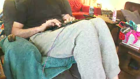 fredjohnson2112 online show from April 2026 11:19:02 AM