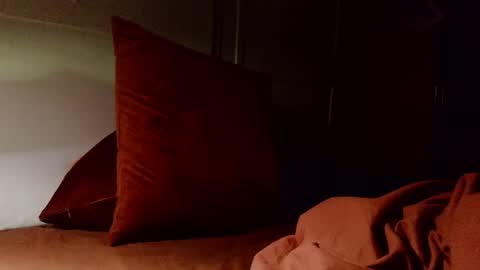 Duckmysick online show from April 2026 12:08:01 AM