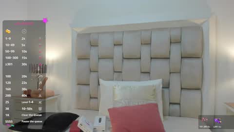 Frehia   online show from November 2025 11:46:02 AM