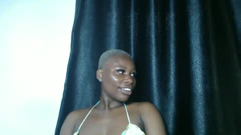 frekkymorelle online show from February 2025 11:44:02 AM