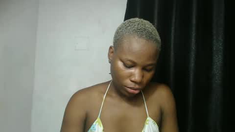 frekkymorelle online show from March 2025 05:02:01 AM