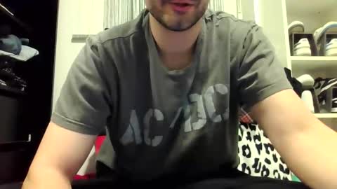 Snapshot of freklogas chatting on March 2026 06:14:01 AM freklogas online show from March 2026 06:14:01 AM