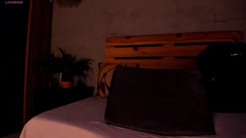 Xavier online show from January 2025 04:12:01 AM