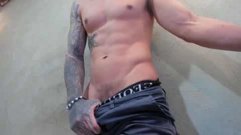 Xavier online show from October 2025 01:12:02 PM