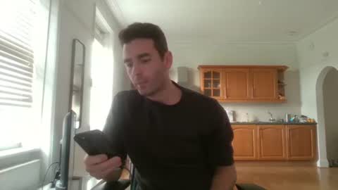 Snapshot of frenchbdmaninlondon chatting on October 2025 12:52:02 PM Horny Paul online show from October 2025 12:52:02 PM