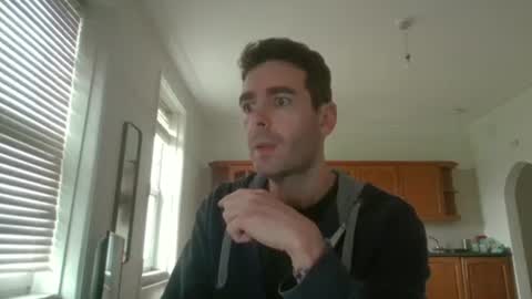 Snapshot of frenchbdmaninlondon chatting on January 2026 02:11:01 PM Horny Paul online show from January 2026 02:11:01 PM