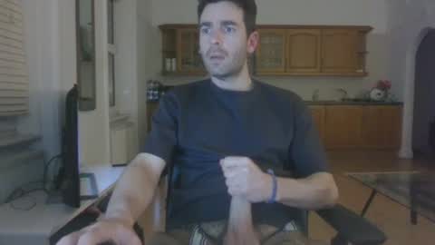 Snapshot of frenchbdmaninlondon chatting on January 2026 09:02:02 PM Horny Paul online show from January 2026 09:02:02 PM