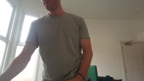 Snapshot of frenchbdmaninlondon chatting on June 2026 12:29:02 PM Horny Paul online show from June 2026 12:29:02 PM