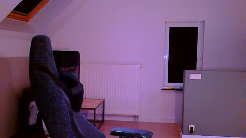 French fries online show from November 2025 07:03:01 PM