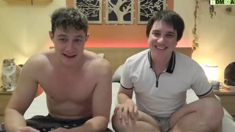 French Horny Bibs online show from March 2025 08:27:02 PM