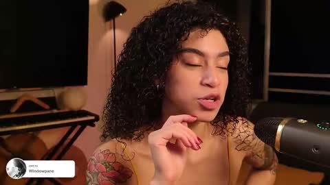 Vale online show from February 2025 05:27:01 AM