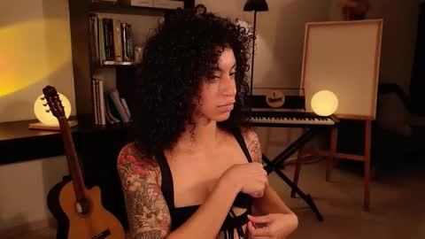 Vale online show from September 2025 04:25:02 AM