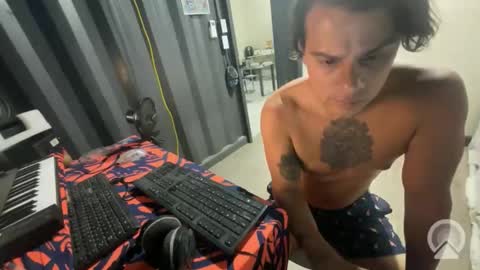 Snapshot of freshboy4512 chatting on April 2026 04:37:01 AM FreshBoy online show from April 2026 04:37:01 AM