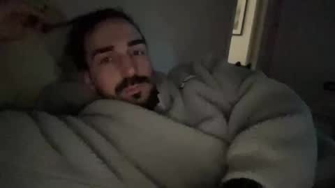 Snapshot of freshitalianguy chatting on November 2025 04:39:01 PM ITALIANGUY online show from November 2025 04:39:01 PM