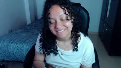 Louise  online show from December 2024 09:16:02 AM