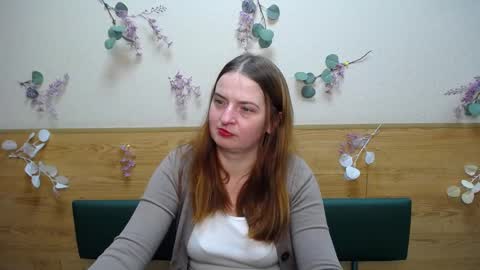 Snapshot of freyadak chatting on December 2024 09:20:01 PM FreyaDak online show from December 2024 09:20:01 PM