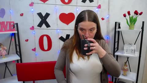 Snapshot of freyadak chatting on February 2025 02:03:01 AM FreyaDak online show from February 2025 02:03:01 AM