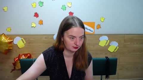 Snapshot of freyadak chatting on September 2025 05:09:02 AM FreyaDak online show from September 2025 05:09:02 AM