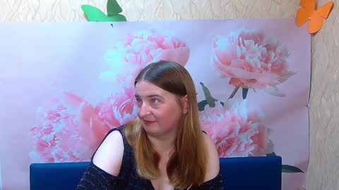 Snapshot of freyadak chatting on October 2025 05:21:02 PM FreyaDak online show from October 2025 05:21:02 PM