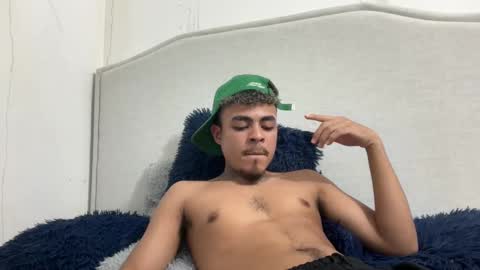 Snapshot of freyva_ chatting on September 2025 03:19:01 AM freyva_ online show from September 2025 03:19:01 AM