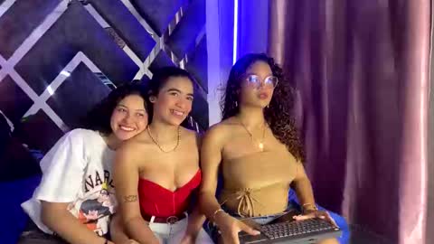 Frezzita online show from September 2025 07:57:02 PM