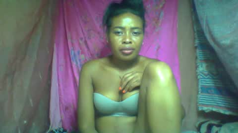 frica9794 online show from May 2026 07:11:01 PM