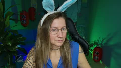 Snapshot of fridatander chatting on December 2024 10:04:02 AM Frida Tander online show from December 2024 10:04:02 AM