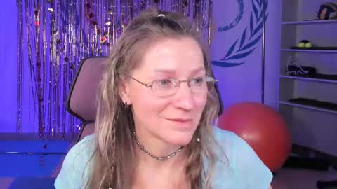 Snapshot of fridatander chatting on February 2025 12:16:01 PM Frida Tander online show from February 2025 12:16:01 PM