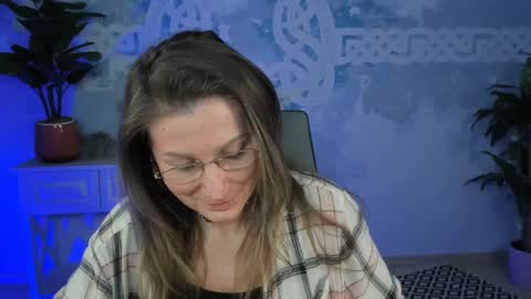 Snapshot of fridatander chatting on March 2025 05:38:02 PM Frida Tander online show from March 2025 05:38:02 PM