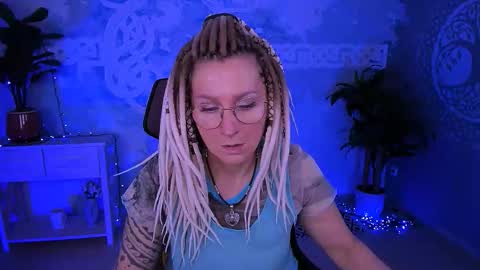 Frida Tander online show from March 2026 05:11:01 AM