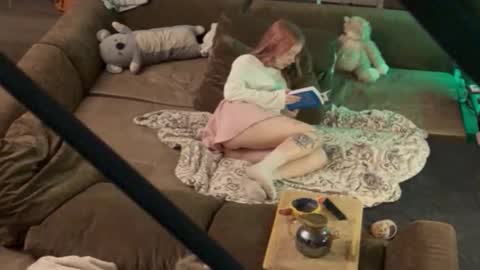 Snapshot of friend_zone_ chatting on November 2025 04:28:02 PM friend_zone_ online show from November 2025 04:28:02 PM