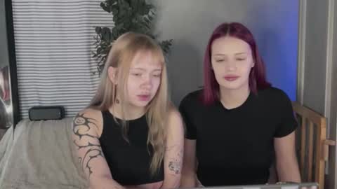 Snapshot of friend_zone_ chatting on January 2026 10:09:02 AM friend_zone_ online show from January 2026 10:09:02 AM