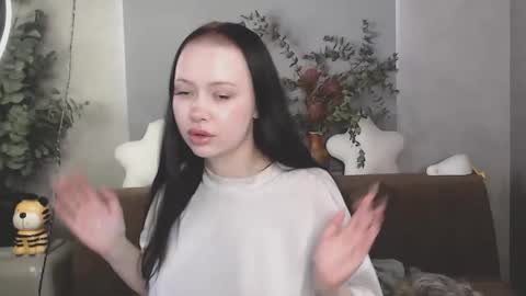 Snapshot of friend_zone_ chatting on April 2026 11:22:02 AM friend_zone_ online show from April 2026 11:22:02 AM