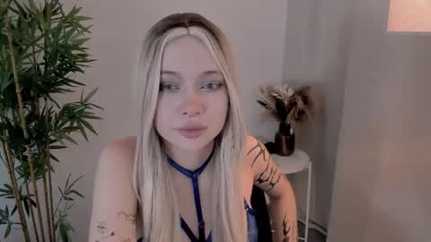 friend_zone_ online show from June 2026 01:56:01 PM