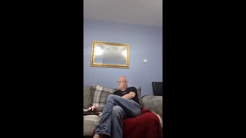 Snapshot of friendlydave528793 chatting on December 2025 01:02:02 AM friendlydave528793 online show from December 2025 01:02:02 AM