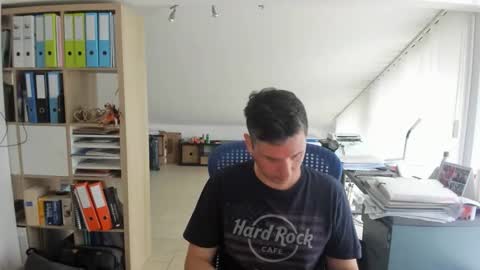 Francois online show from April 2026 10:25:01 AM