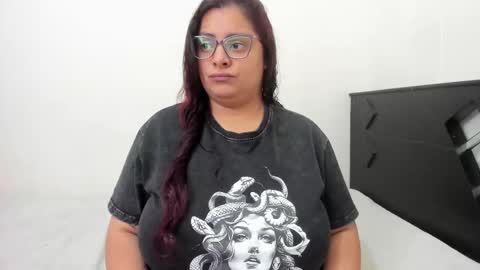 Snapshot of fromheaven_ chatting on November 2025 06:54:02 PM Lucy online show from November 2025 06:54:02 PM