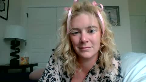 Snapshot of frommarywithlove chatting on September 2025 04:21:01 PM frommarywithlove online show from September 2025 04:21:01 PM