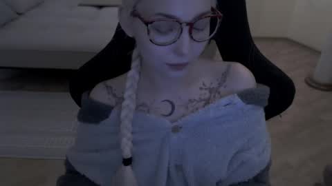 Snapshot of fromsun_forsoul chatting on April 2026 05:35:01 AM Lilith online show from April 2026 05:35:01 AM
