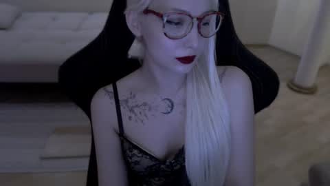 Snapshot of fromsun_forsoul chatting on June 2026 02:51:01 PM Lilith online show from June 2026 02:51:01 PM