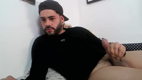 Snapshot of froxd chatting on March 2026 05:24:01 AM Adn online show from March 2026 05:24:01 AM