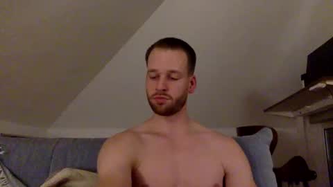 frozenyoga online show from November 2025 08:31:01 PM