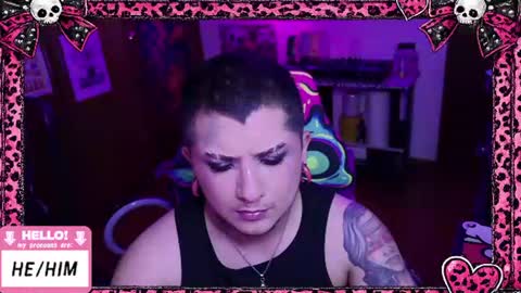 Snapshot of ftmbiggestclit chatting on June 2026 07:07:01 AM Kevin online show from June 2026 07:07:01 AM