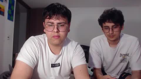 Snapshot of fuck_blow chatting on November 2025 11:37:01 PM uwu online show from November 2025 11:37:01 PM