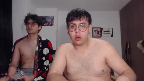 Snapshot of fuck_blow chatting on November 2025 10:42:01 PM uwu online show from November 2025 10:42:01 PM