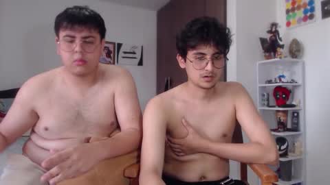 Snapshot of fuck_blow chatting on November 2025 07:46:02 PM uwu online show from November 2025 07:46:02 PM