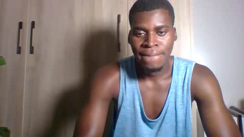 Snapshot of fuck_buoy chatting on December 2025 09:00:01 PM Prince online show from December 2025 09:00:01 PM